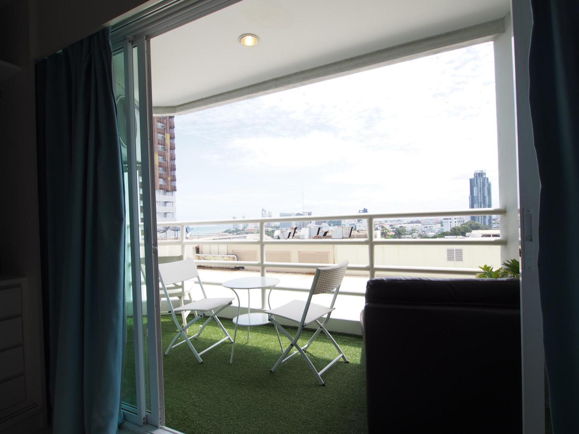View Talay 6 By Pat 42 Apartamento Pattaya Exterior foto
