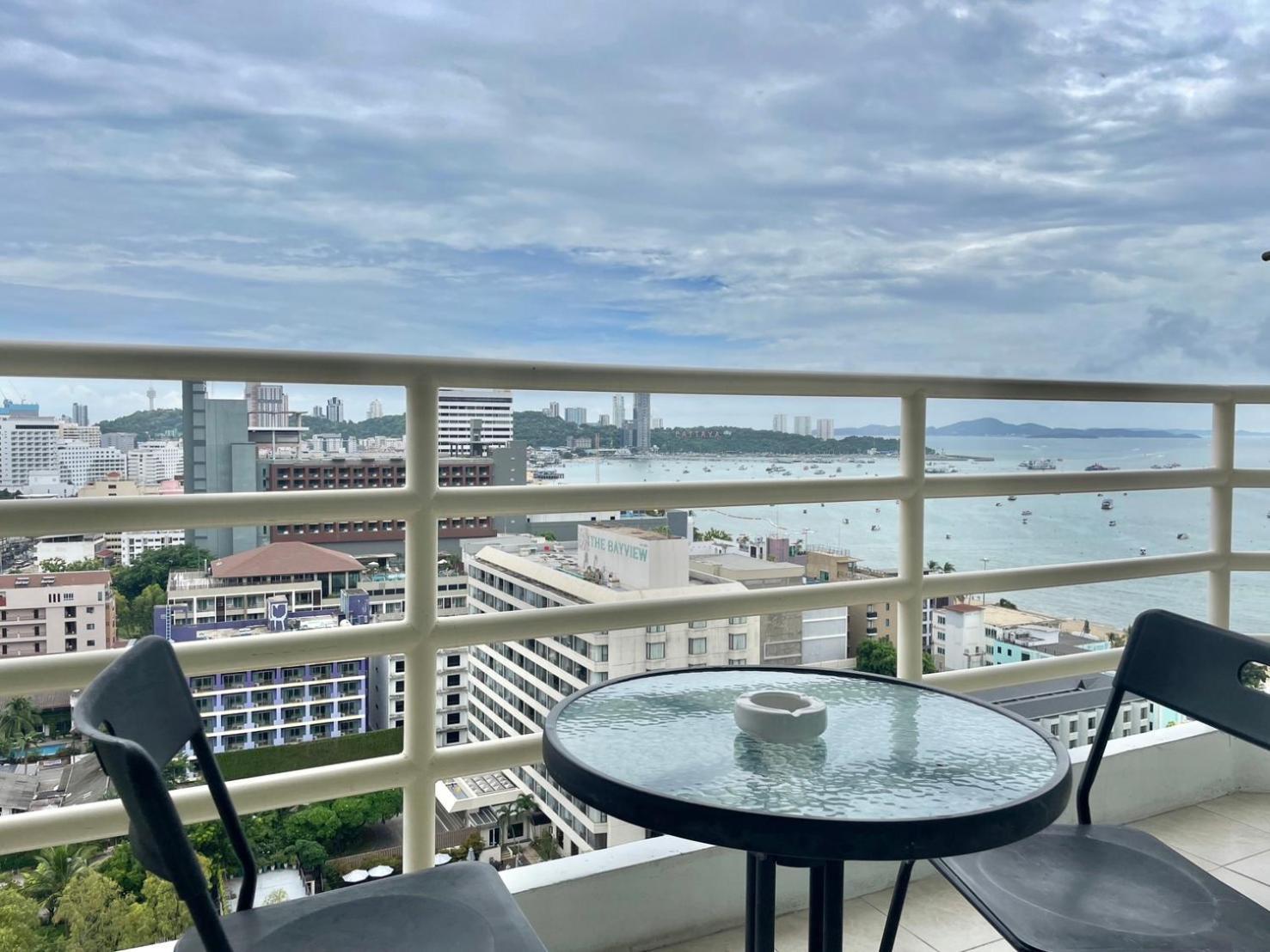 View Talay 6 By Pat 42 Apartamento Pattaya Exterior foto