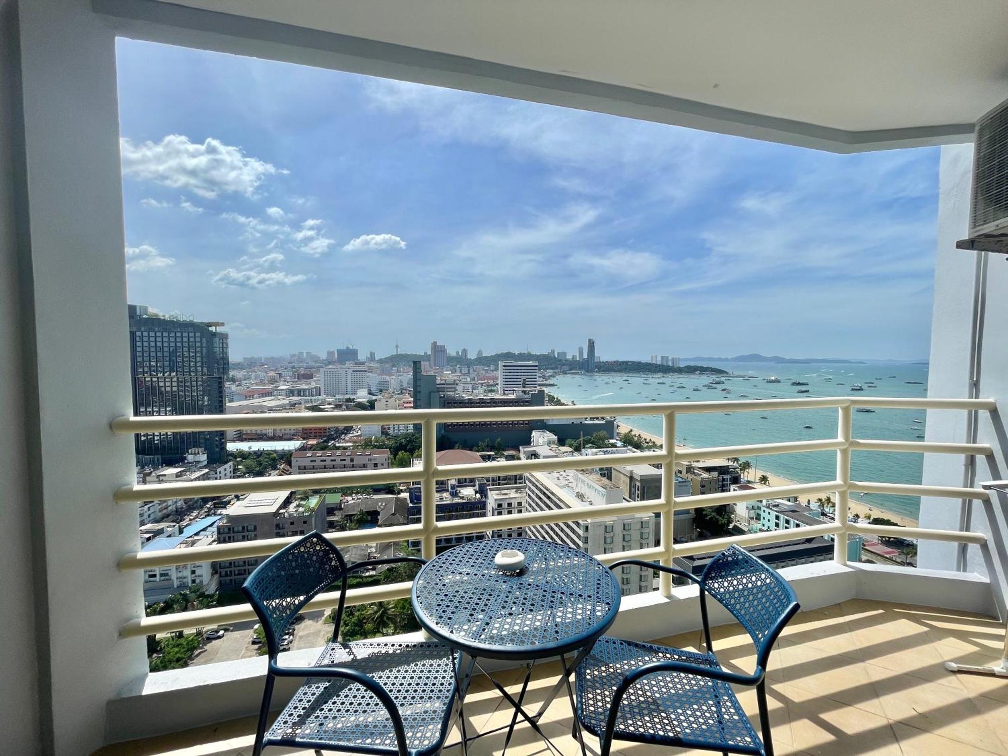 View Talay 6 By Pat 42 Apartamento Pattaya Exterior foto