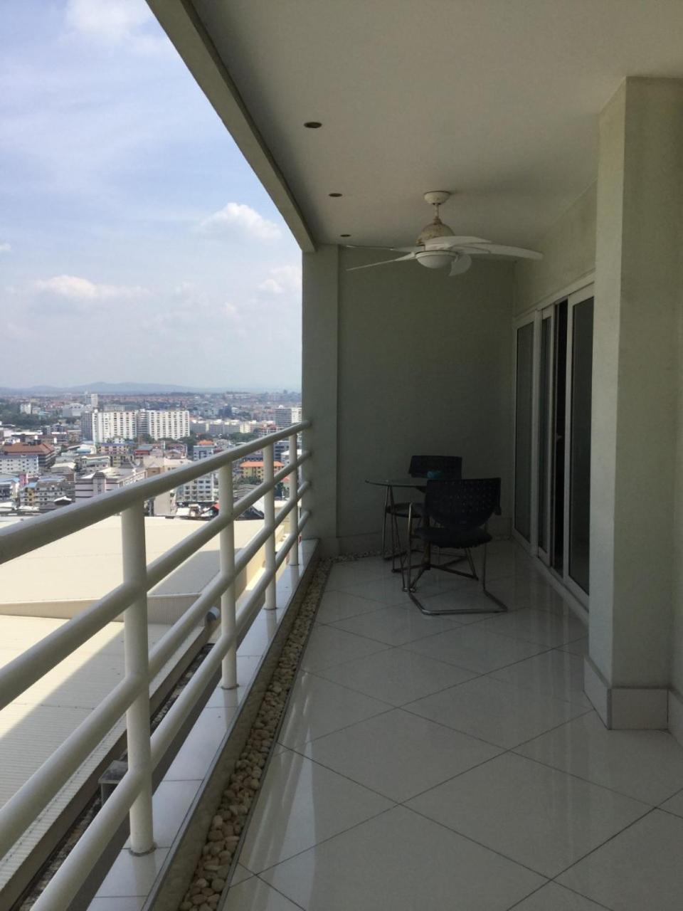 View Talay 6 By Pat 42 Apartamento Pattaya Exterior foto